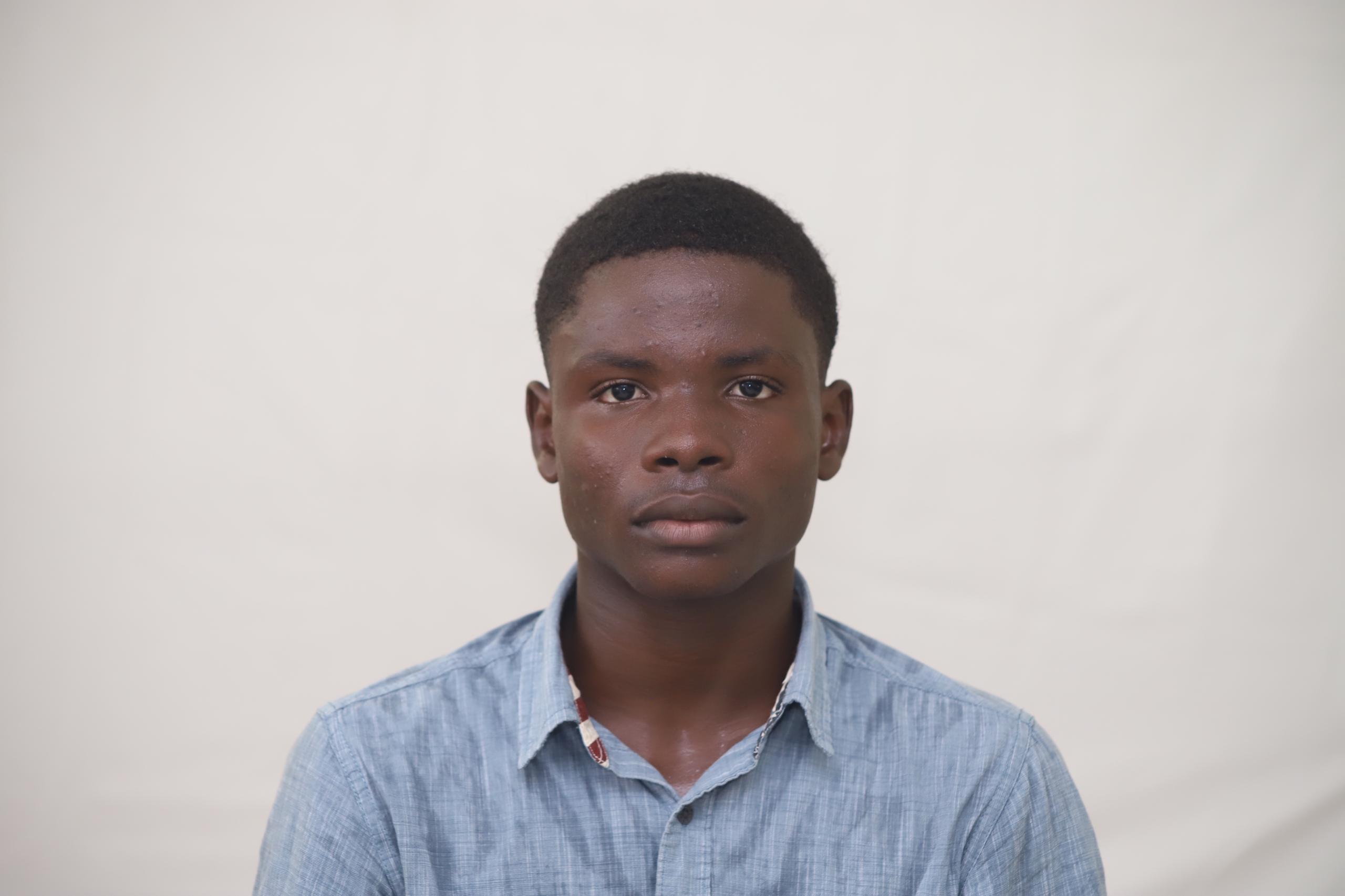 Portrait — Ed-Dlens Meloza